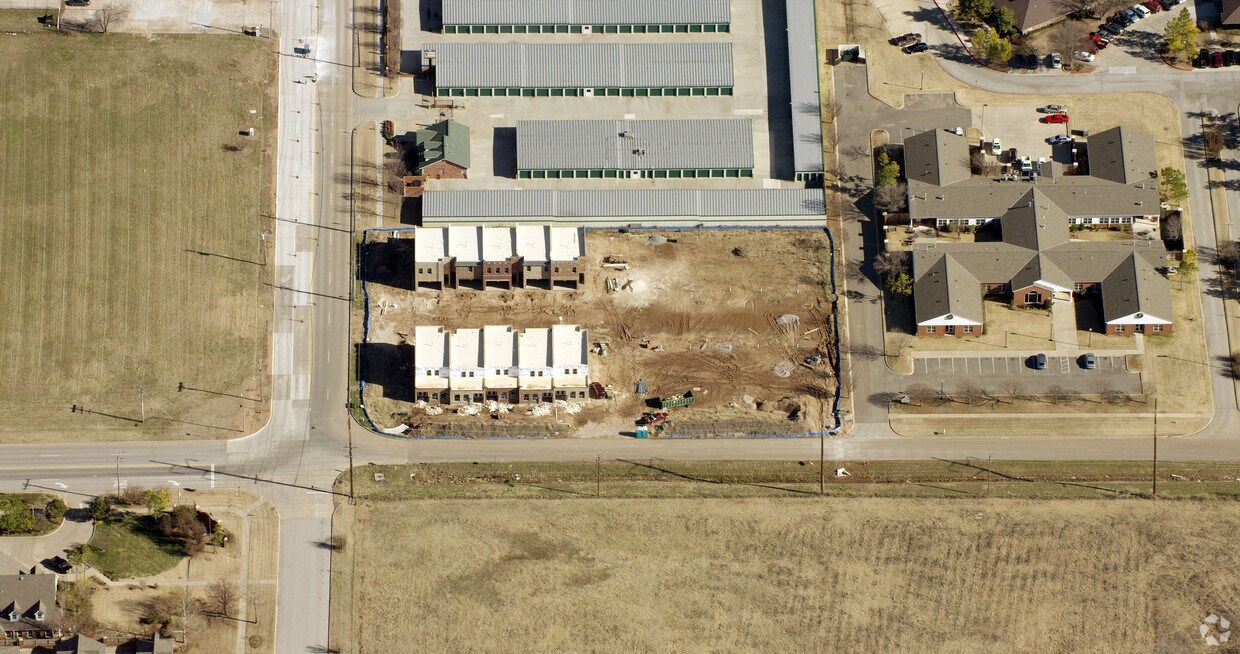 Aerial Photo - West Main Lofts