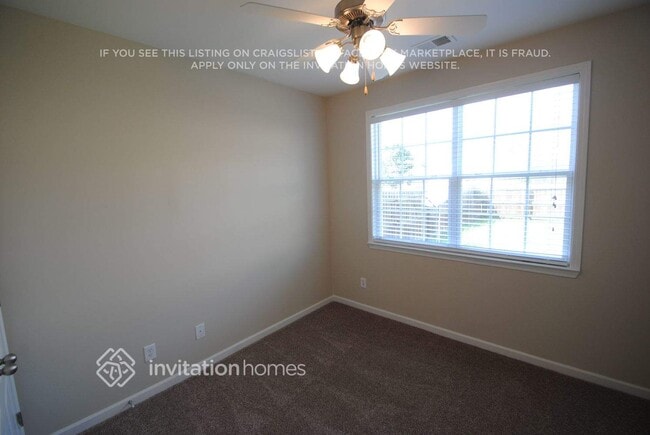 Building Photo - 706 Capri Ridge