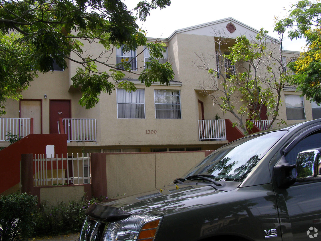 Building Photo - St. John Apartments