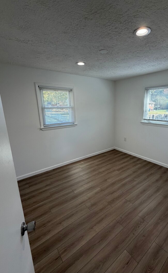 Photo - 203 Ellerbe Dr House