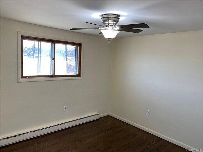 Building Photo - 1503 Parr Lake Dr