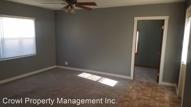 Building Photo - 2 br, 1 bath House - 4504 Navajo Street