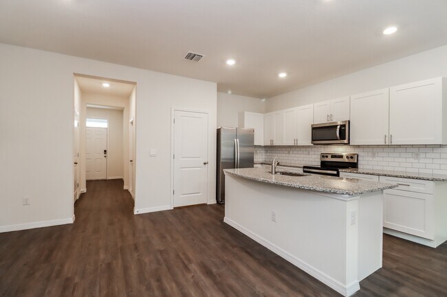 Building Photo - 11864 Mountain Retreat Ln