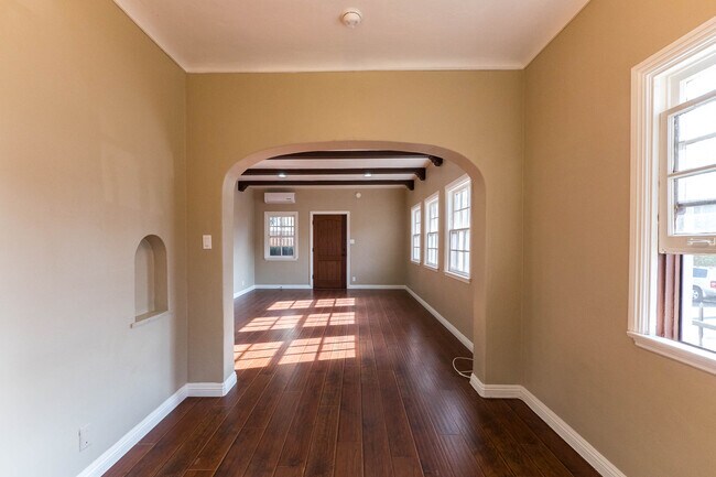 Dining Room - 1140 Arapahoe St