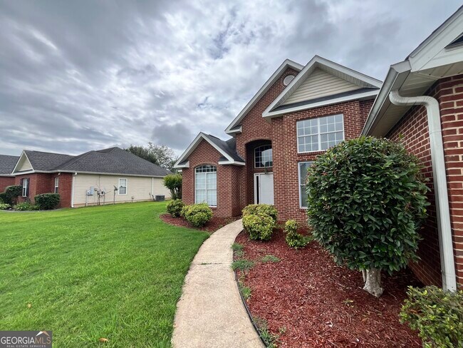 Foto del edificio - 102 Myles Ln