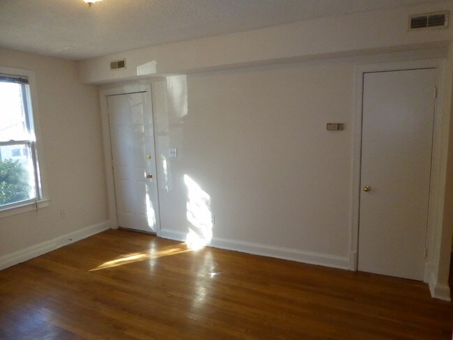 Foto del edificio - 1234 Penn St NE