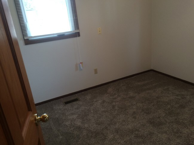 New Carpet Bedroom #2 - 2837 County Rd H2