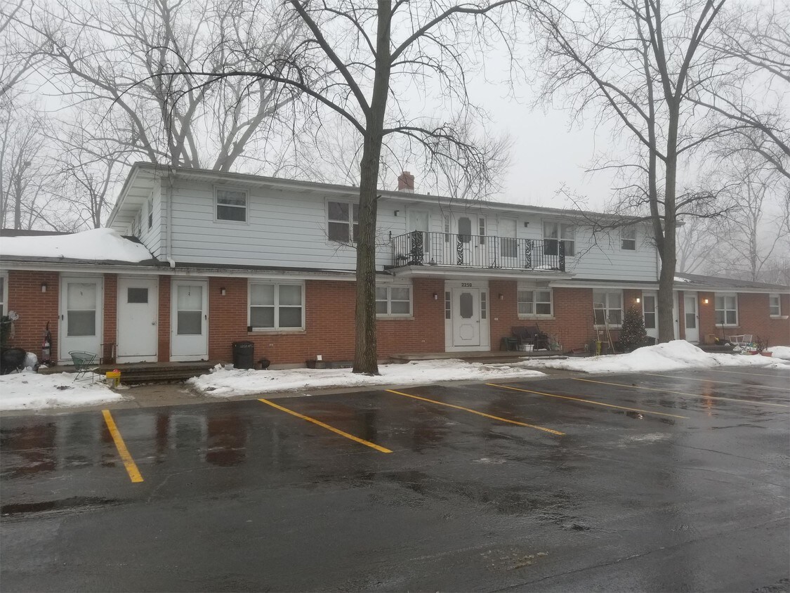 Building Photo - 2250 Eastman Ave