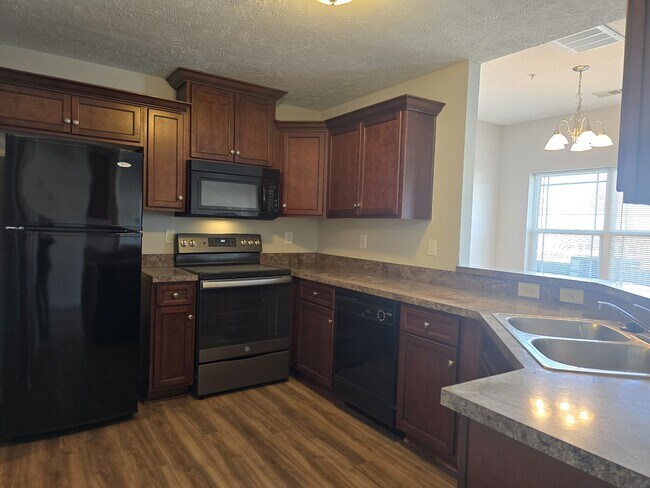 Foto del edificio - 1073 Somerset Springs Dr