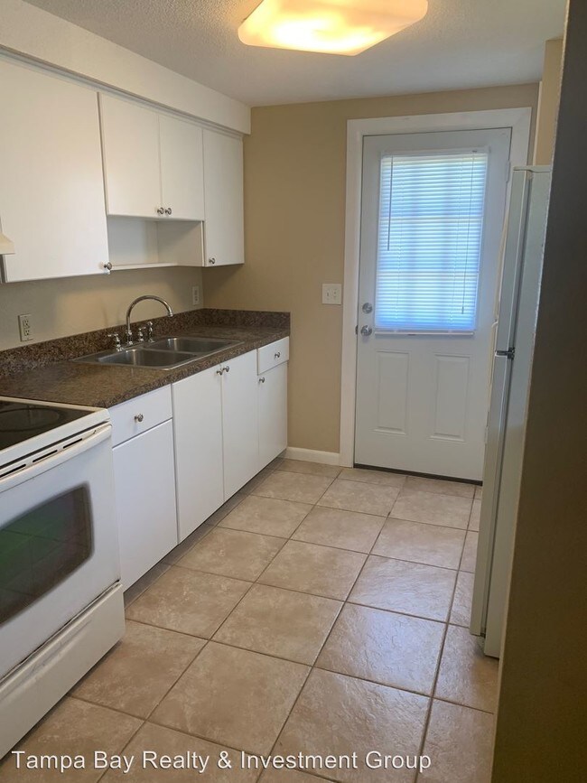 Foto del edificio - 2 br, 1 bath House - 11727 E Old Hillsborough