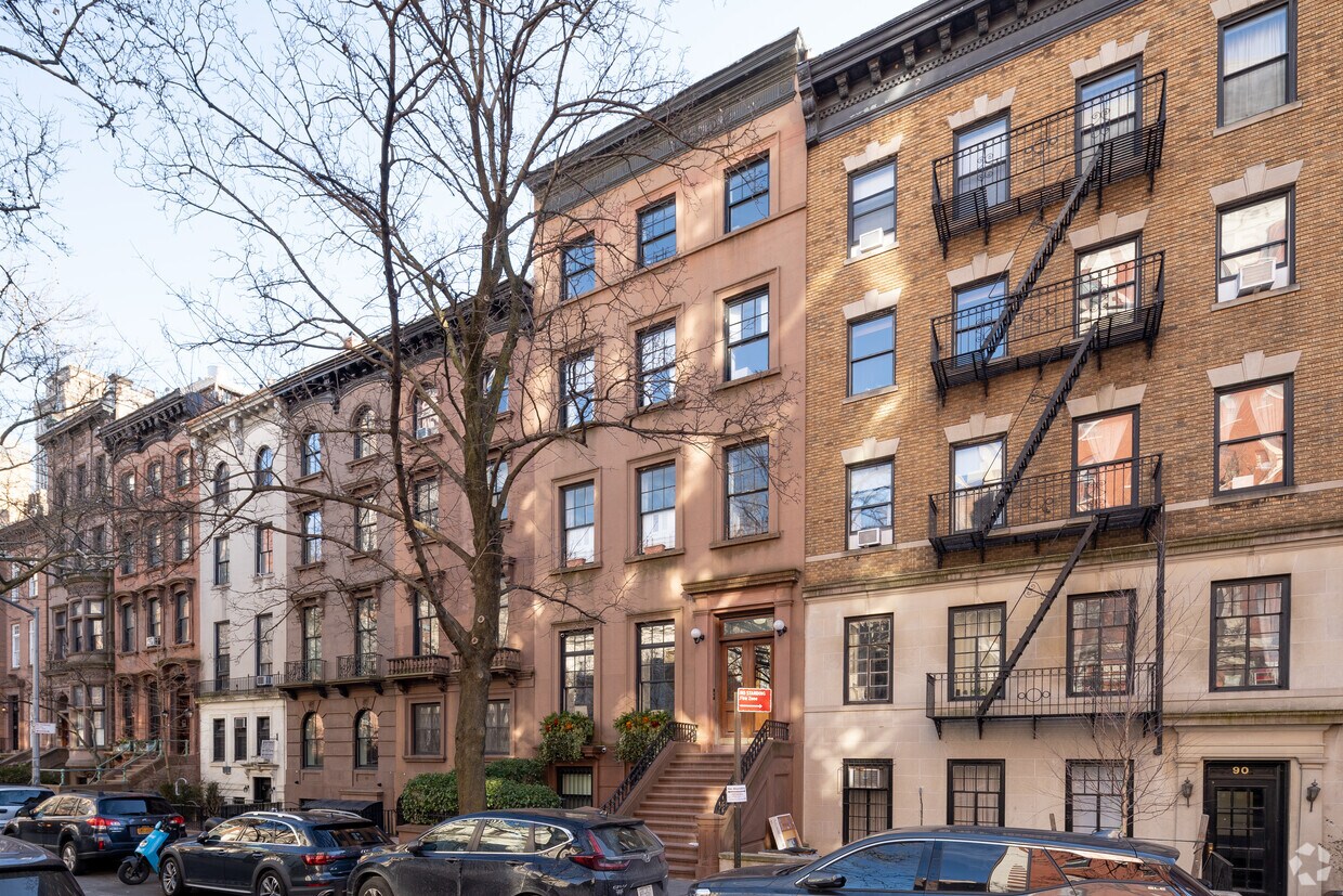 Primary Photo - 96 Pierrepont St