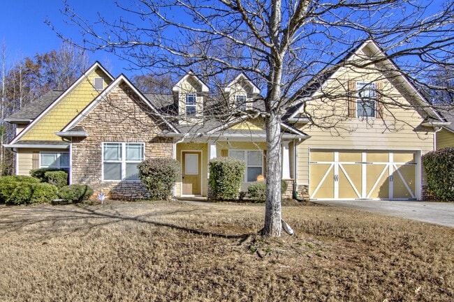 Building Photo - 372 Castle Top Ln