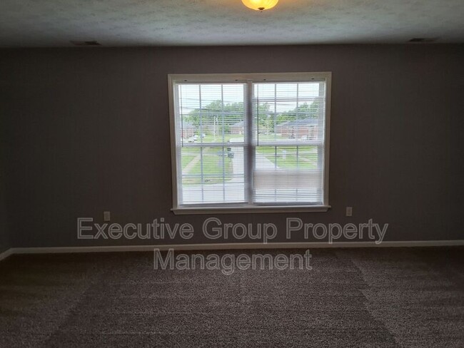 Foto del edificio - 110-D Hurstfield Dr