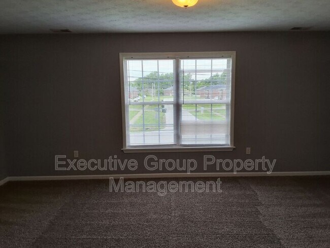 Foto del edificio - 110 Hurstfield Dr
