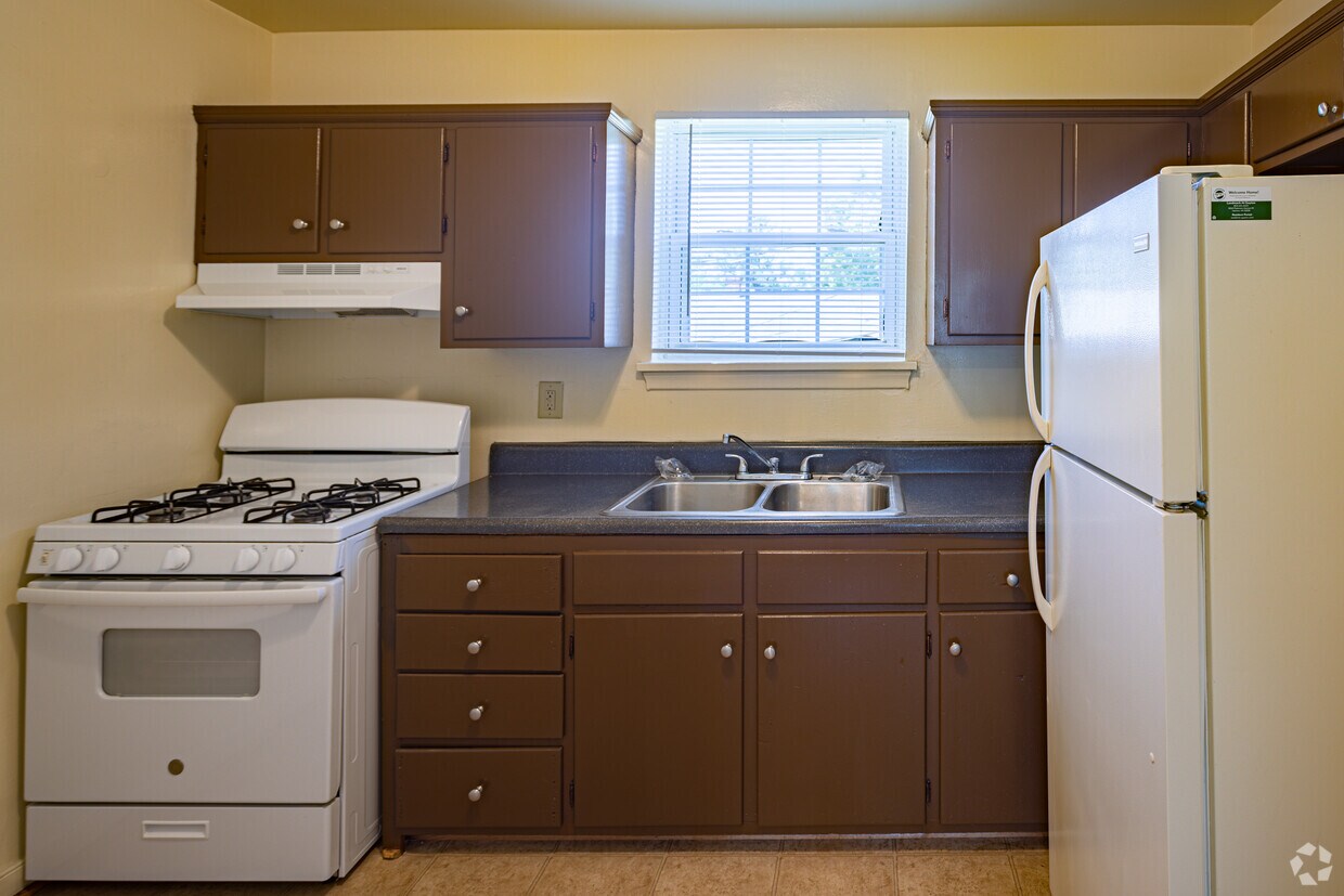 Foto principal - Landmark at Gayton Apartments