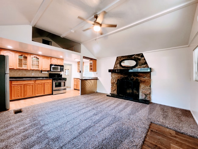 Foto del edificio - 22079 Big Oak Rd