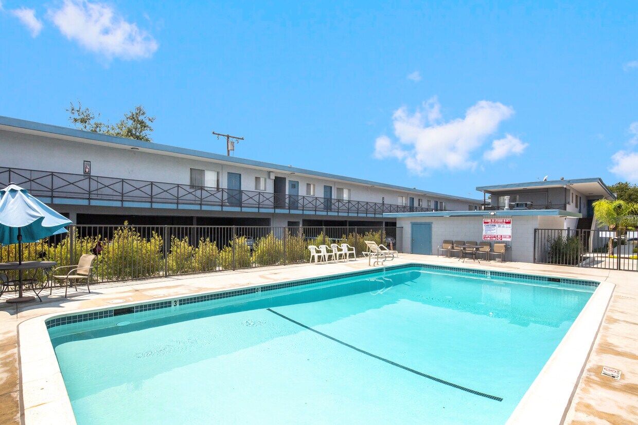 Palm View Rentals in Azusa at 1311 N Azusa Ave Azusa, CA