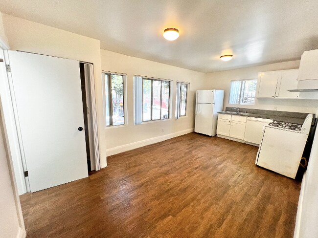 Building Photo - 2118 E. Cesar Chavez Ave. Los Angeles, CA ...