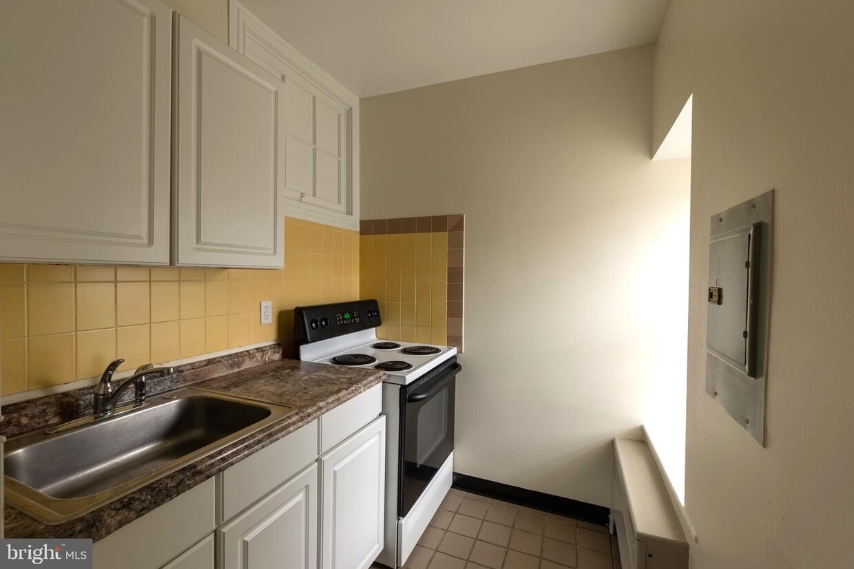 408 W Chelten Ave Unit 3F, Philadelphia, PA 19144 Apartment for Rent