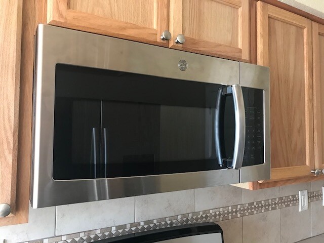 stainless appliances - 1238 5th St