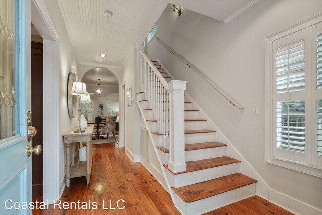 Building Photo - 3 br, 3.5 bath House - 18 Pritchard Street