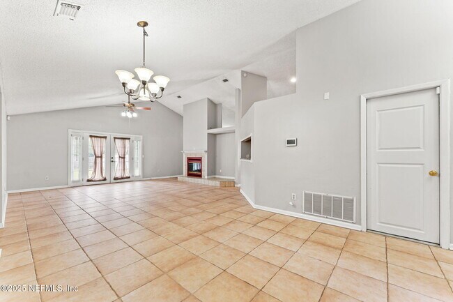 Foto del edificio - 8379 Chason Rd W