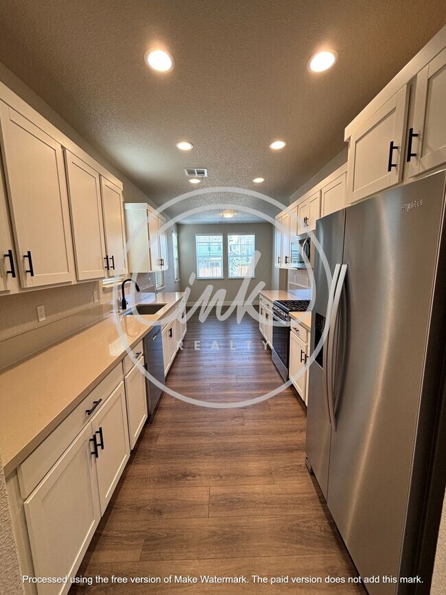 Foto del edificio - New Townhouses in Gardnerville For Rent