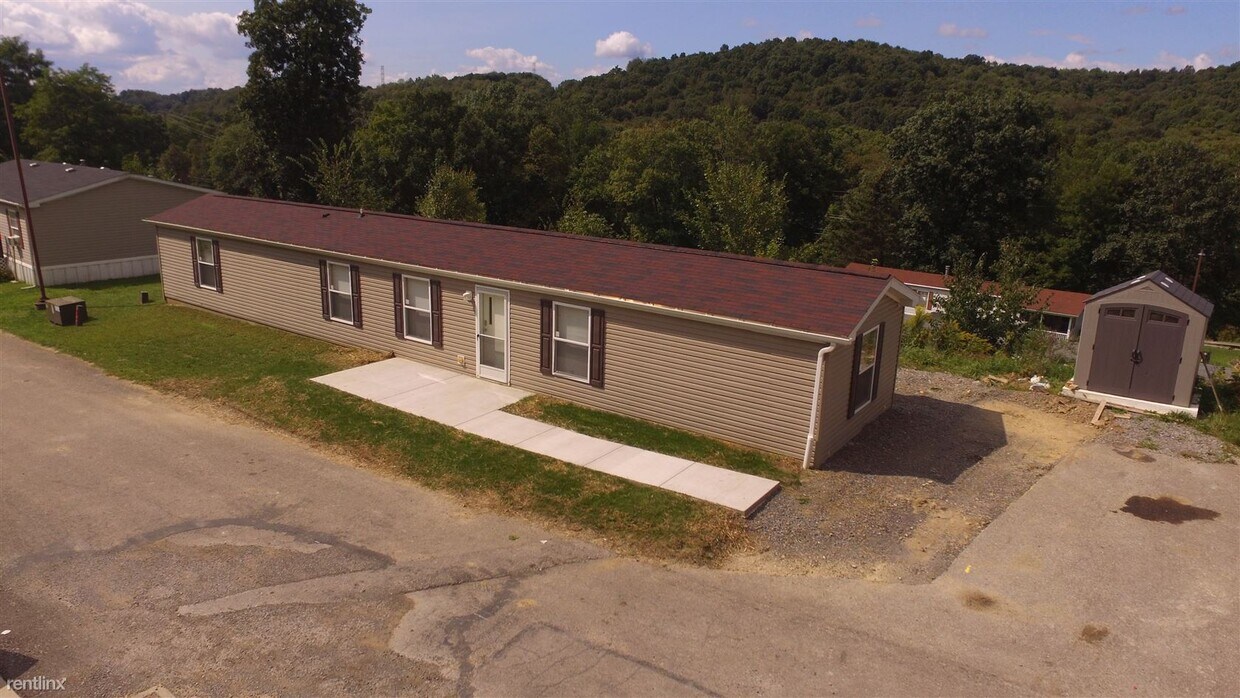 217 Rustic Ridge Ln, Butler, PA 16002 House Rental in Butler, PA