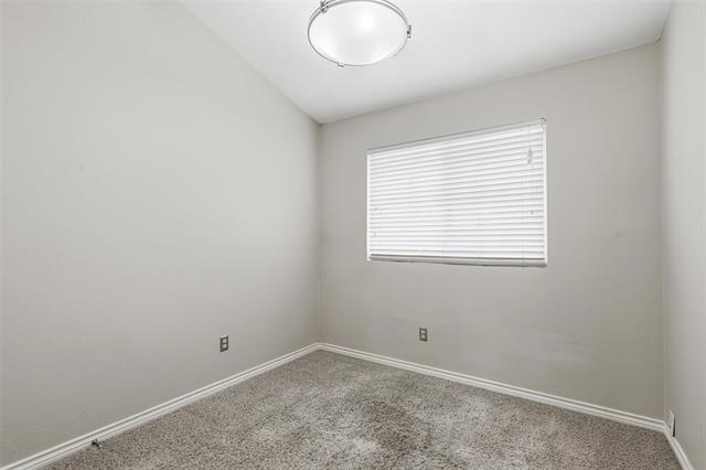 Foto del edificio - 1511 Creek Bank Ln