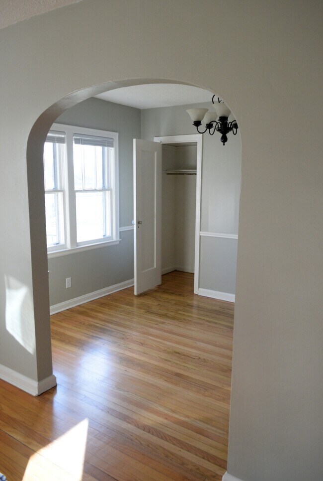 Foto del edificio - 5337 E 11th St