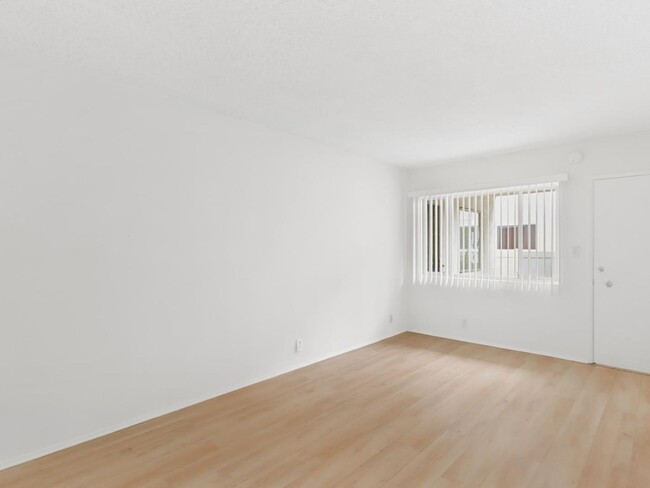 Interior Photo - 1641 Westgate Avenue,