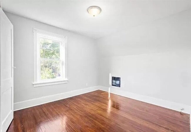 Foto del edificio - 1116 Bellaire Ave