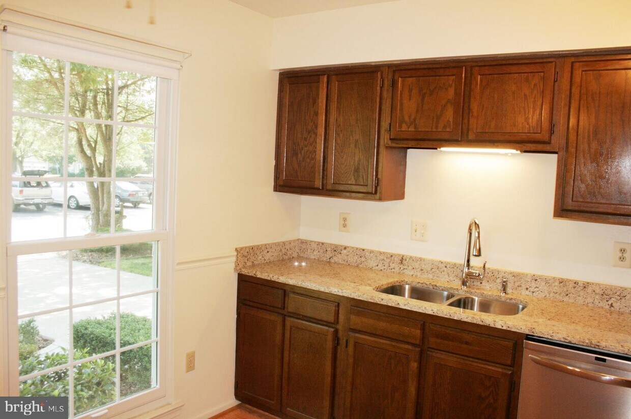 Primary Photo - 15612 Northgate Dr