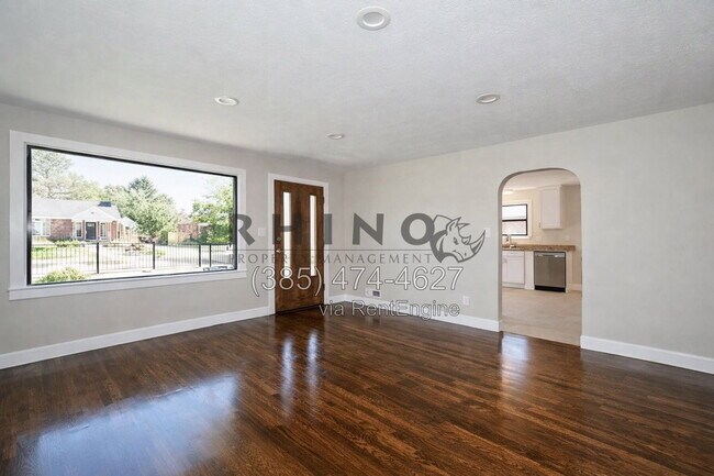 Foto del edificio - 2118 Preston St