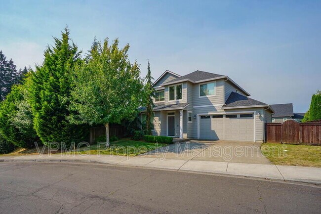 Building Photo - 10002 NE 115th Ave