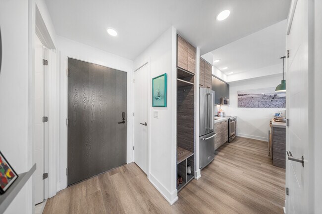 Photo du bâtiment - 484 Spadina Ave.