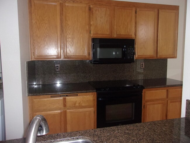 Foto del edificio - Cambridge Estates