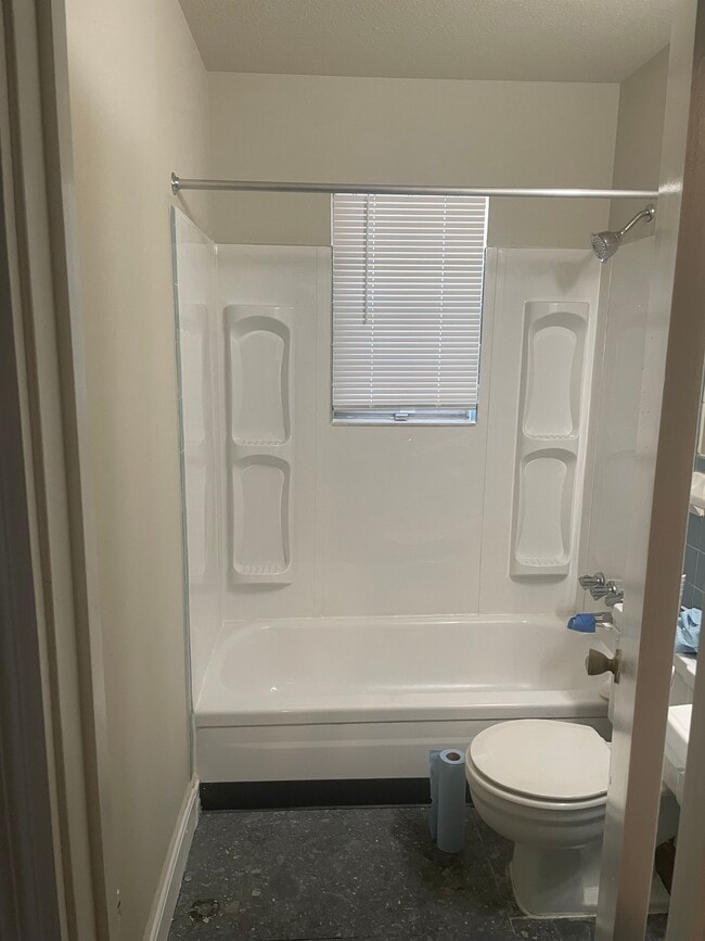 Bathroom - Faulkner Court Apartments