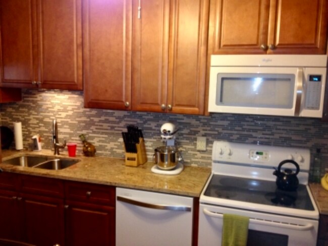 Foto del edificio - 953 Southridge Rd