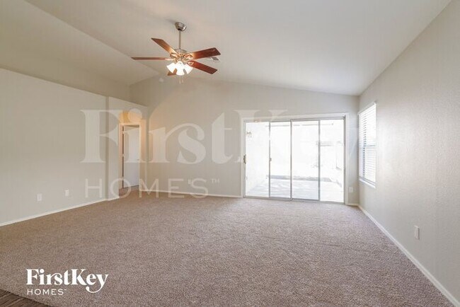 Foto del edificio - 8402 W Bloomfield Rd