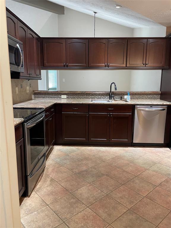 Foto del edificio - 2821 Pine Mills Dr