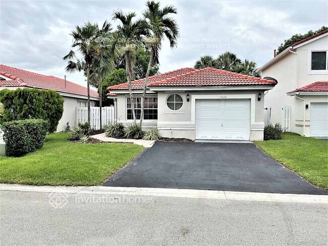 Building Photo - 13528 NW 5th Ct