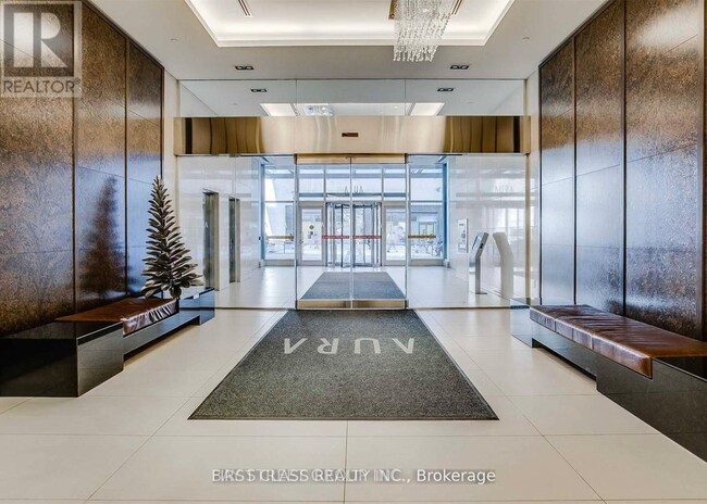 Photo du bâtiment - 386-1386 Yonge St