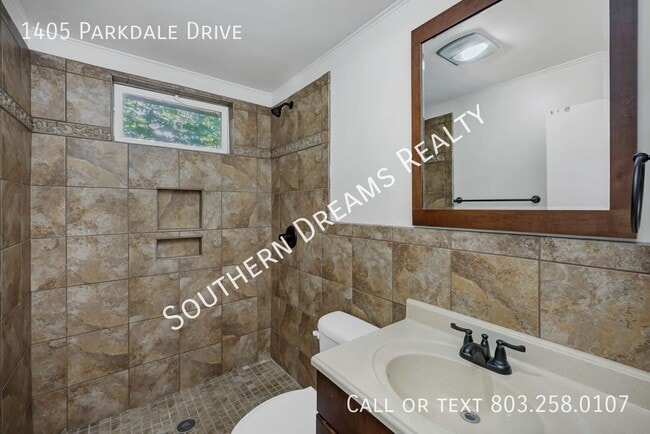 Building Photo - 1405 Parkdale Dr