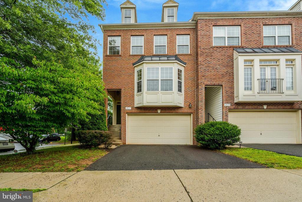Foto principal - 4511 Billingham St