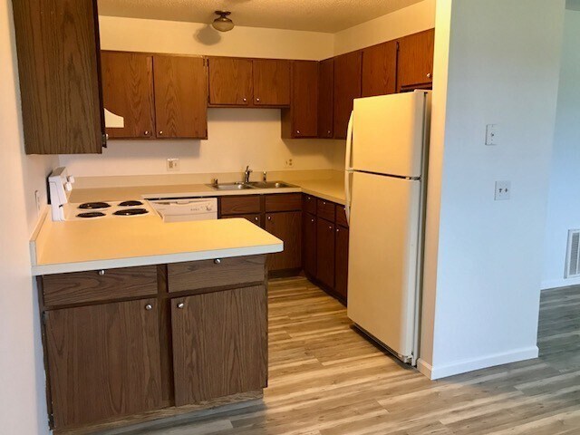 Building Photo - 3413 Mahoney Dr