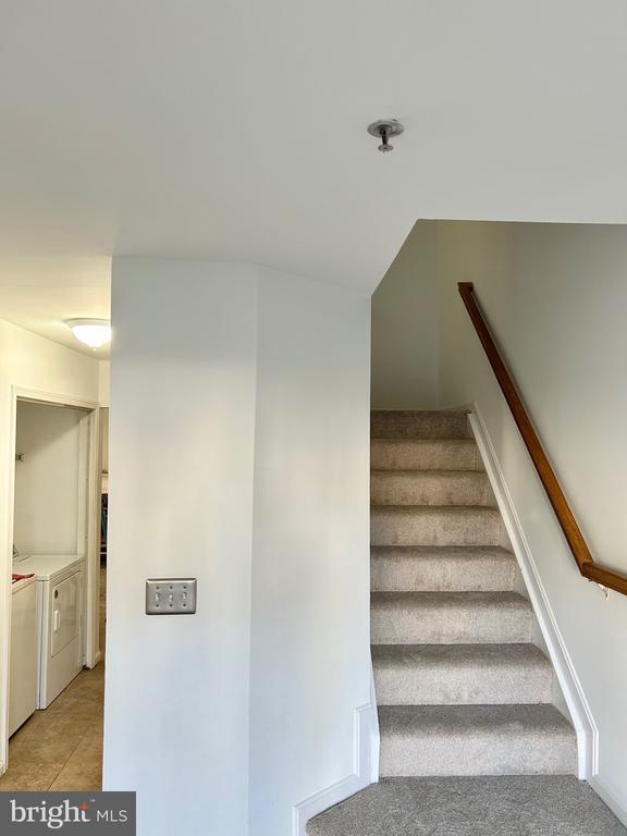 Building Photo - 7930 Beach Plum Ln