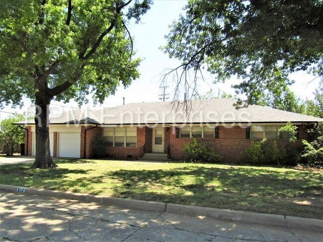 Building Photo - 5112 N Barnes Ave