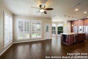 Foto del edificio - 1410 Canyon Brook