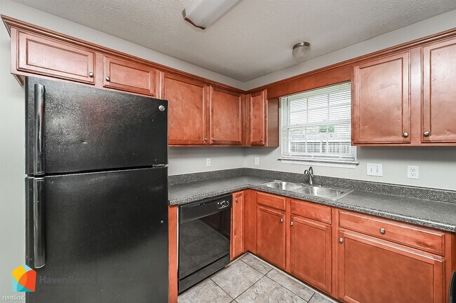 Building Photo - 3 br, 2.5 bath House - 182 Howard Woody Dr